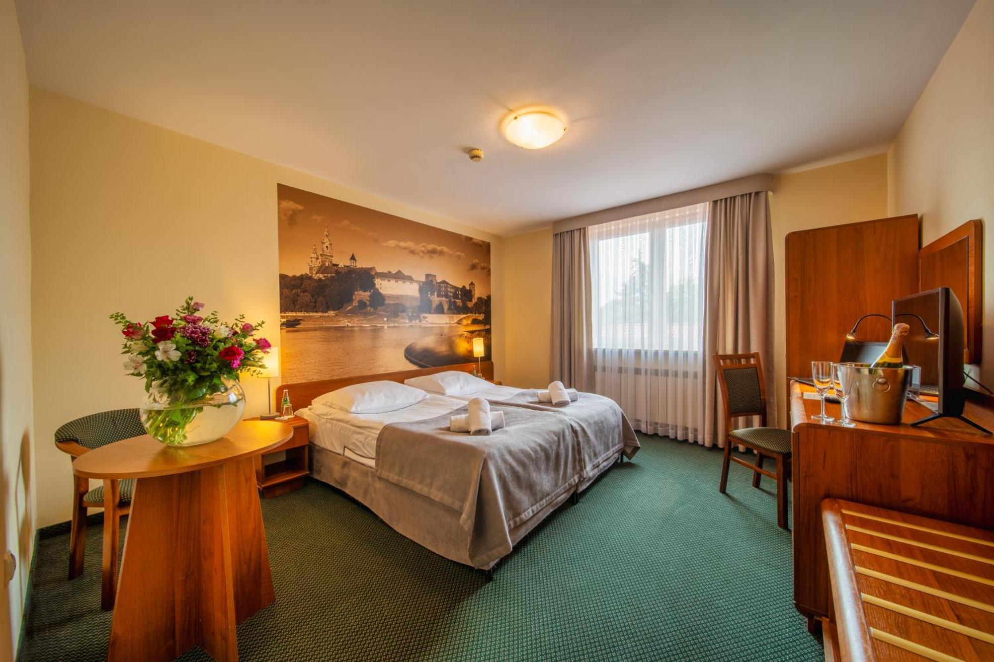 Hotel City Sm Business & Spa Krakau Buitenkant foto